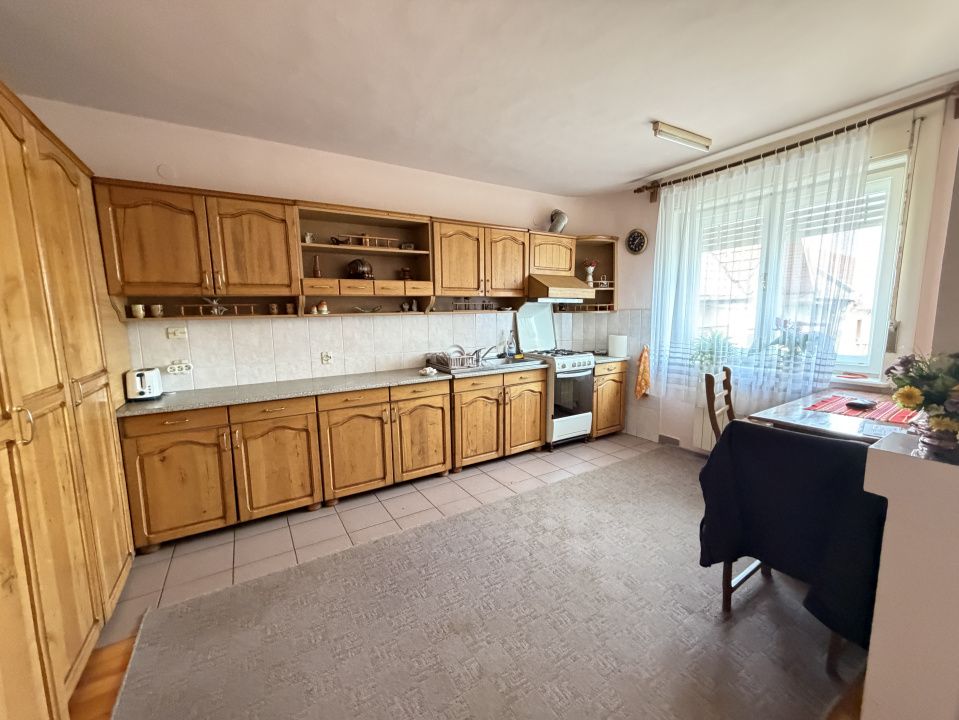 CASA Vintu D+P+E+M cu 4100 mp .Teren Intravilan si Extravilan Utilitati – fotografia 47 din 70