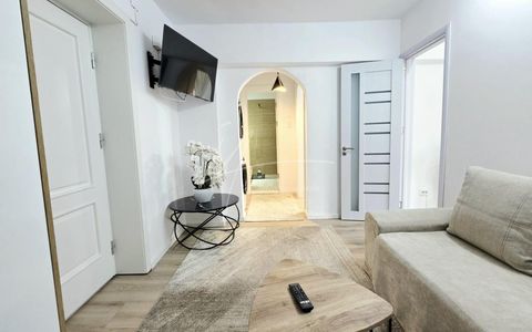 Eleganta urbana la Piata Unirii. O adresa, doua experiente de locuire