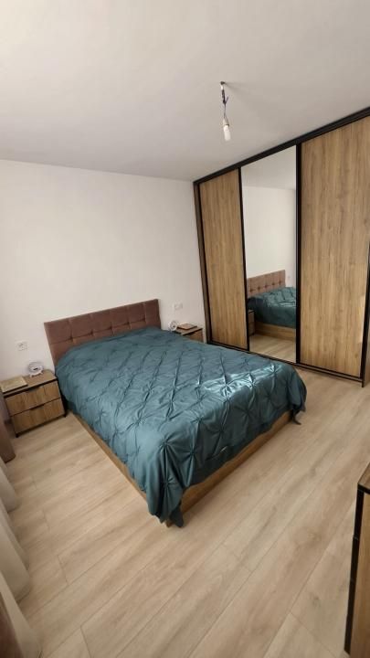 Casă tip duplex de vânzare — zona Capitol, Pitești – fotografia 3 din 12