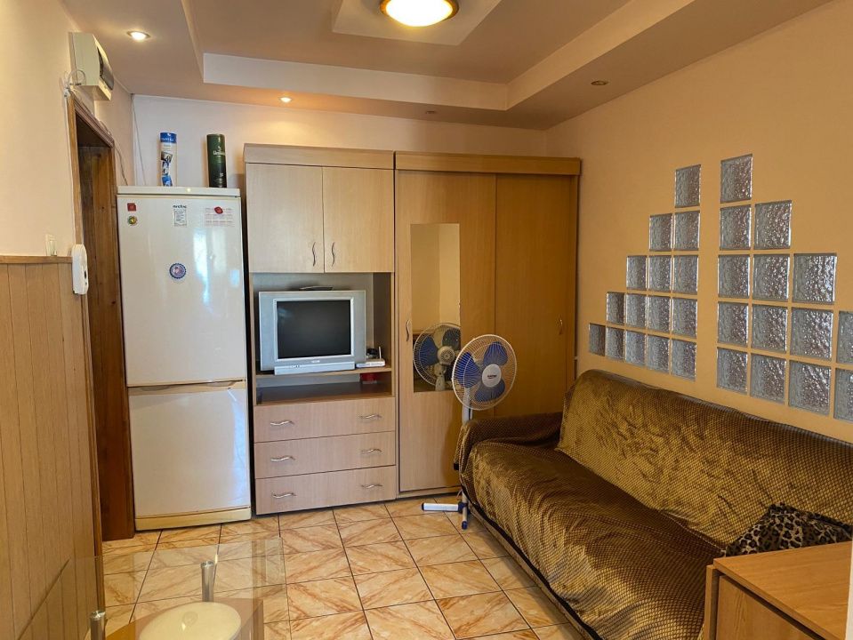 Apartament 2 camere I decomandat I Cetate I vedere panoramică I mobilat I – fotografia 10 din 12