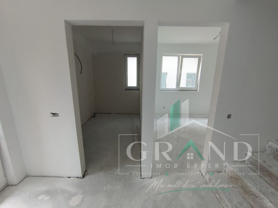 De vânzare–Casă individuală | Dezmir | 172 mp utili | Teren 440 mp – fotografia 3 din 18