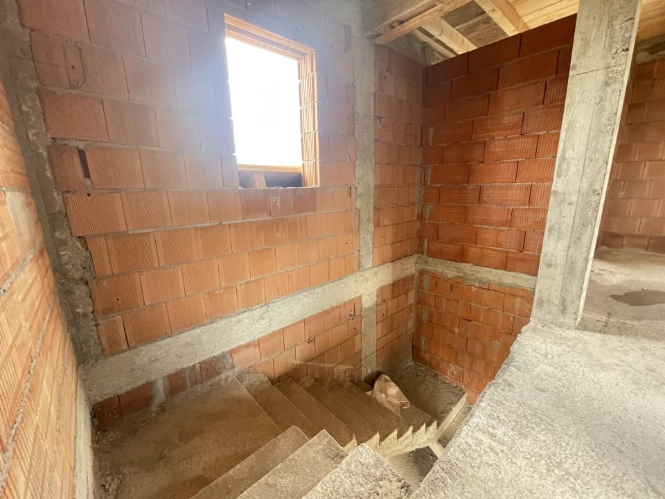 Casă individuală de vânzare în Cisnădie – Teren 480 mp – fotografia 9 din 10