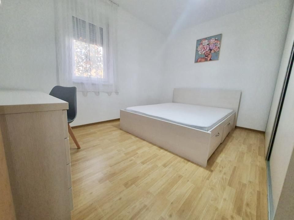 Apartament de inchiriat, 3 camere, 65 mp utili, etaj 1 - Zona Lipovei – fotografia 6 din 10
