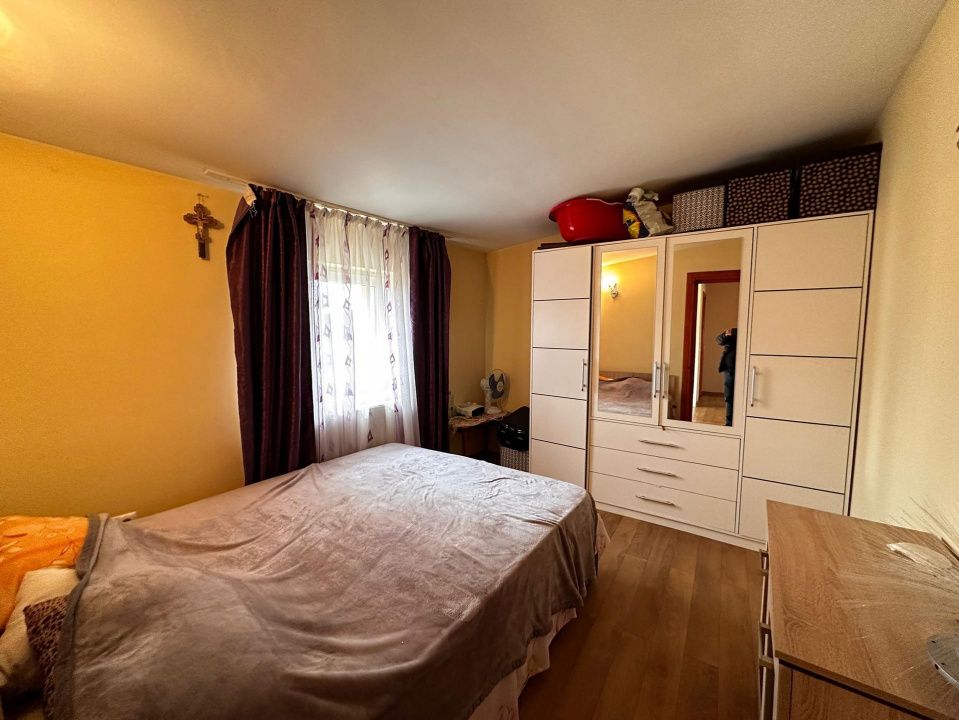 Casa in Centru finisata, mobilata, utilata complet – fotografia 18 din 26