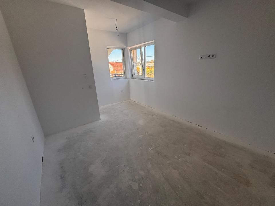 Casă single în Cristian, Sibiu - 4 Camere, 2 Terase, Teren 486 – fotografia 32 din 41
