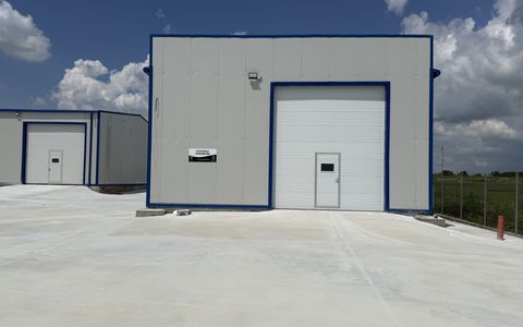 Hala pentru service auto dotata cu instalatie completa ITP TIR - Toul NOU!
