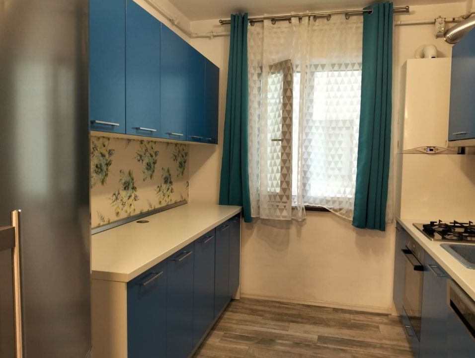 Apartament 3 camere | Mobilat | Bucatarie inchisa cu sticla | Parcare inclusa – fotografia 5 din 19