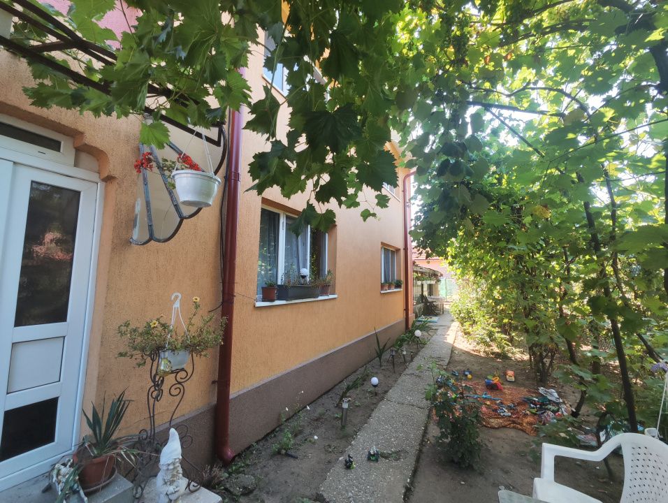 Casa 4 camere, teren 250 mp, localitatea Podari, zona Profi Loco. – fotografia 3 din 12
