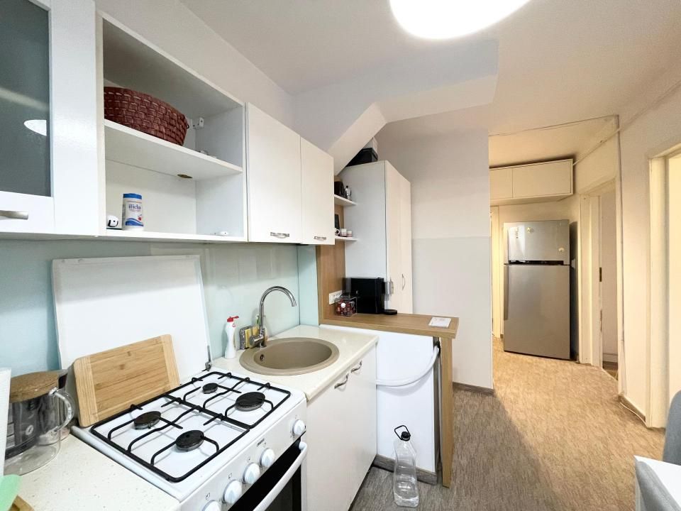 Apartament 2 camere decomandat - Complex Studentesc – fotografia 9 din 13