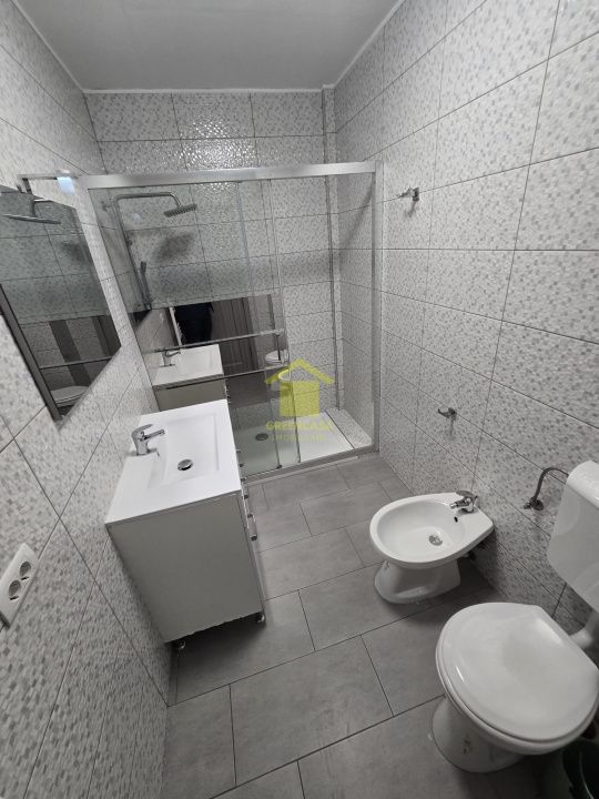 Apartament 3 camere, 2 bai, zona Prof. Ioan Rus, Floresti – fotografia 7 din 9