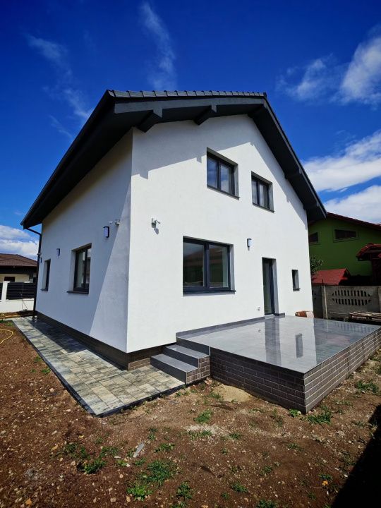 CASA NOUA I 4 CAMERE I 61 130 MP I TERASA I Teren 361 mp I DE VANZARE – fotografia 3 din 23