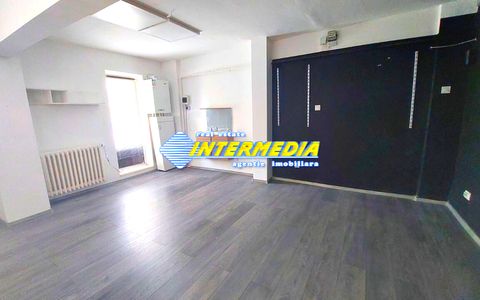 Spatiu Comercial cu vad in Zona Cetate Bulevard, Alba Iulia