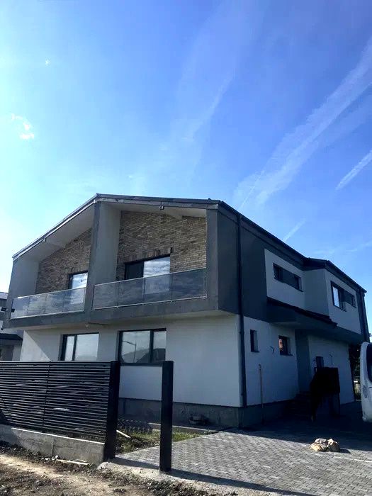 Duplex modern și spațios în Jucu, 150mp utili, 350mp teren – fotografia 2 din 8