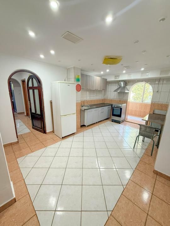 3 camere de vânzare | Rahova | 3/4 | Bloc anvelopat | Zonă liniștită Comision 0% – fotografia 5 din 12