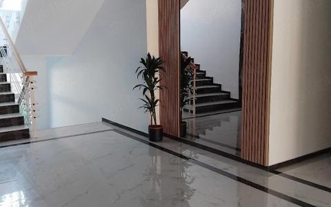 Apartament 2 camere, semifinisat, 40 mp, etaj intermediar, garaj, zona Cetatii!