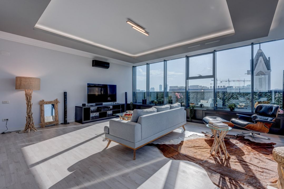 PENTHOUSE EXCLUSIVIST | HERĂSTRĂU – AVIAȚIEI - 3 LOCURI DE PARCARE -42MP TERASA – fotografia 1 din 11