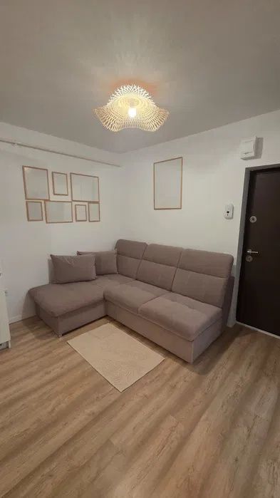 Apartament 2 camere, etaj intermediar, zona Porii, Floresti – fotografia 2 din 7
