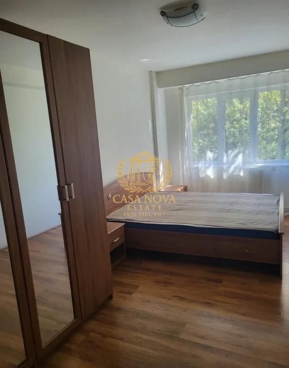 Apartament 2 camere 65mp, balcon, etaj intermediar, Interservisan – fotografia 1 din 4