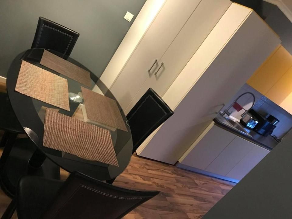 INCHIRIERE/ APARTAMENT 3 CAMERE / GORJULUI / 620 EURO/CENTRALA TERMICA – fotografia 3 din 9