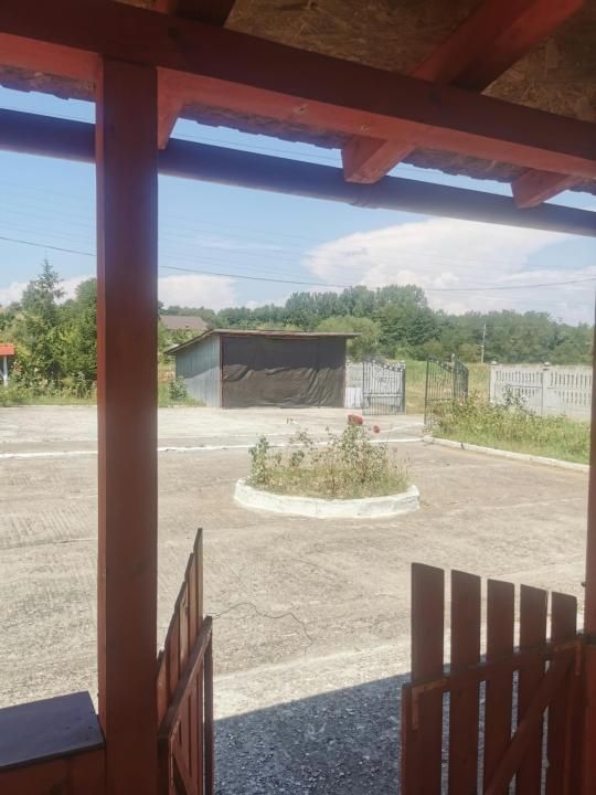 Casă spațioasă de închiriat în Ungureni – Dambovita – fotografia 23 din 24