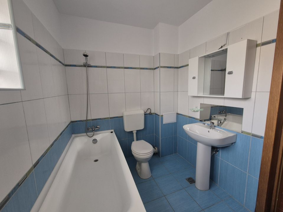 Inchiriere apartament 2 camere Baneasa – fotografia 12 din 14