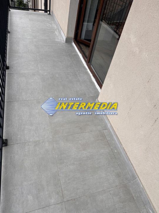 Apartament 2 camere | finisat | 2 balcoane | Bloc NOU | Loc Parcare | Cetate | – fotografia 3 din 15