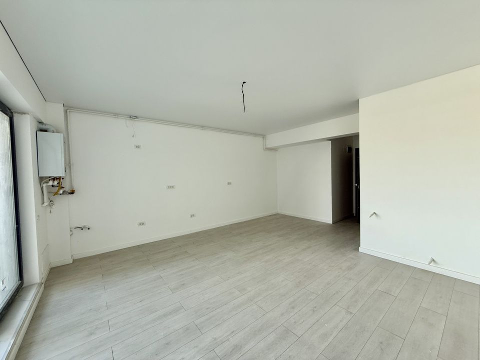 Garsoniera Mamaia Nord la 200 m de plaja , finisată la cheie – fotografia 8 din 11