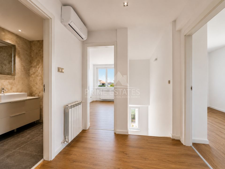 Vila tip duplex complet renovata 2026,  Sidney Residence Tunari – fotografia 16 din 26