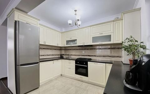Apartament 3 camere 67  mp , parcare exterioara ,zona Tineretului .