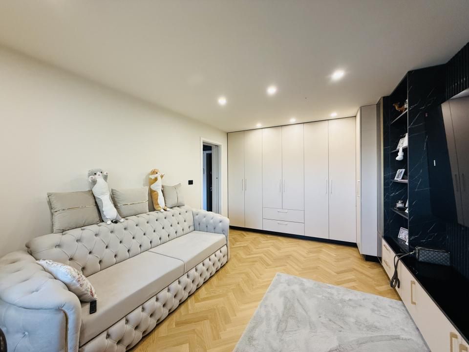 COMISION 0% Apartament 2 camere, decomandat, mobilat lux in Soarelui- Thalia – fotografia 3 din 13