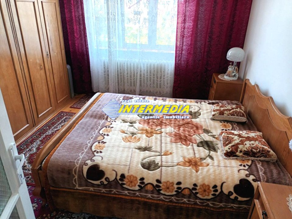 Casa de vanzare cu 4 camere in Cetate S+P+E zona Schit cu teren aferent 800 mp – fotografia 2 din 11