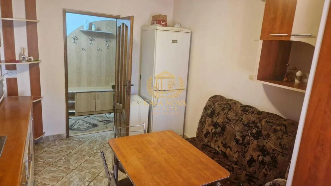 Apartament 3 camere 67mp, 2 bai, zona Ion Mester, finisat mediu – fotografia 4 din 8
