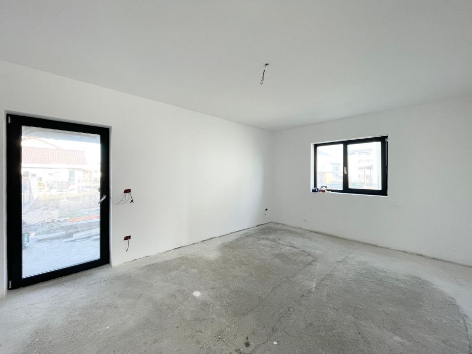 Duplex 120mp - 4 camere - Mosnita Noua – fotografia 1 din 16