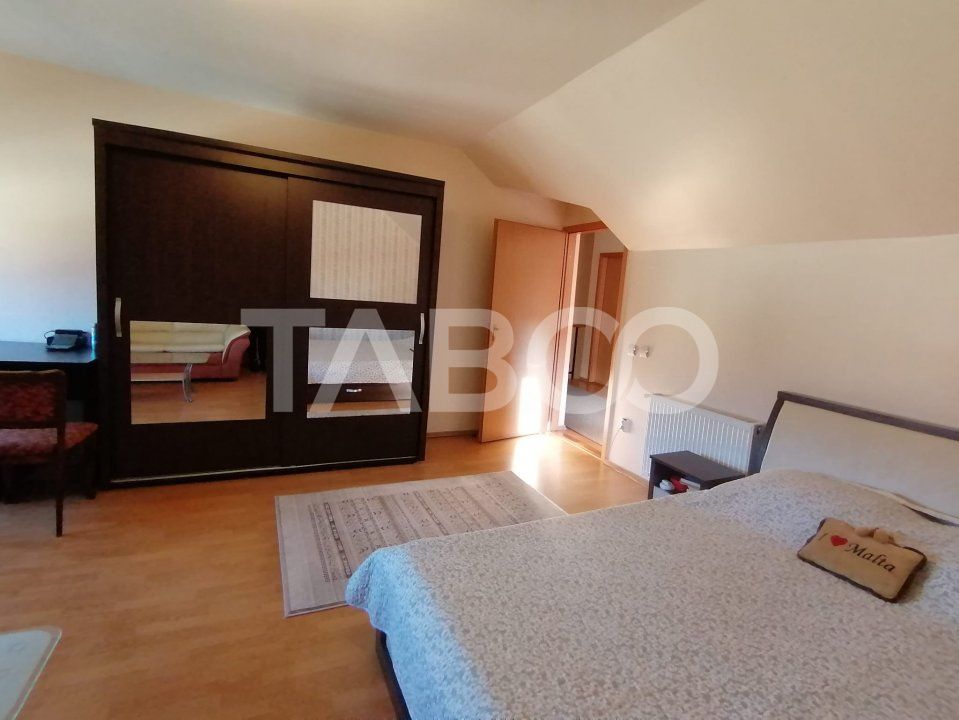 Casa individuala 6 camere de vanzare 250 mpu 361 mp teren zona Lupeni – fotografia 7 din 13
