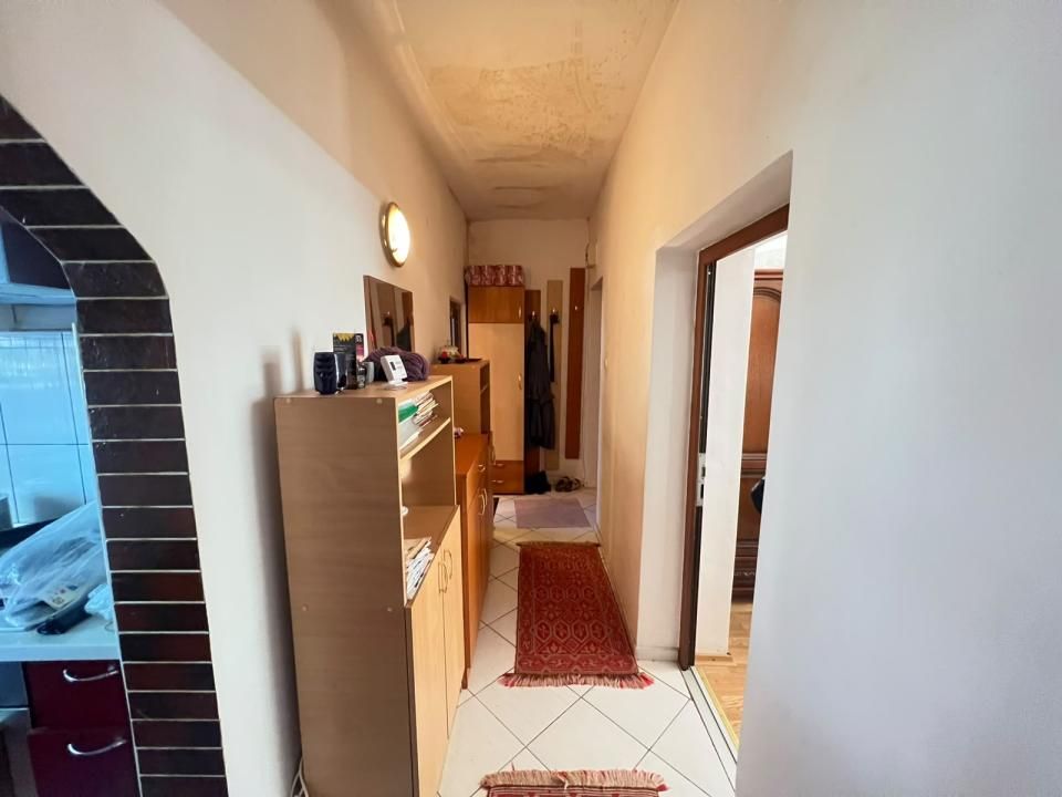 Apartament-2-Camere-Decomandat-La-Casa-Pivnita-Pod-Curte-Comuna – fotografia 5 din 14