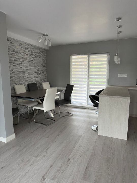 CASA ELEGANTA CU TEREN 1500MP,ZONA PETROM – fotografia 3 din 22