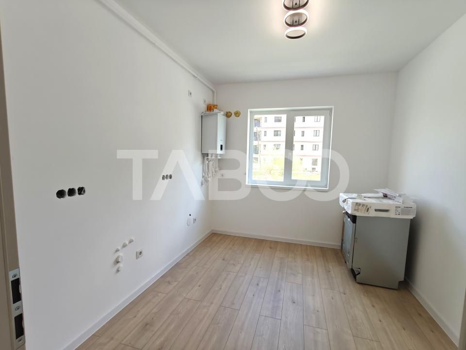 Apartament intabulat 3 camere - 2 bai - balcon si parcare – fotografia 9 din 14