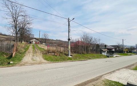 Teren intravilan 549 mp, 23 ml deschidere Miroslava - str. Balciu, CU emis