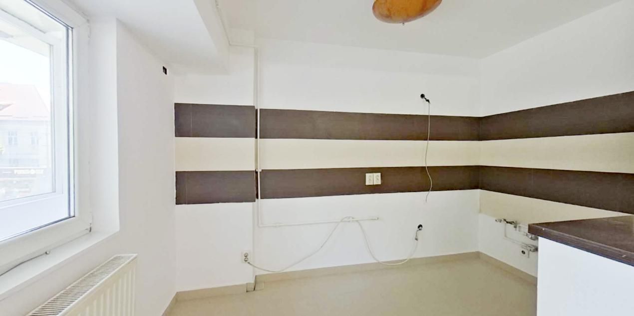 Lacul Tei | 3 camere, 98,5 mp | 2 băi, 3 balcoane | bloc reabilitat – fotografia 22 din 27