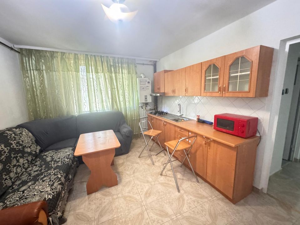 Apartament 3 camere de închiriat în zona Abator – fotografia 3 din 6