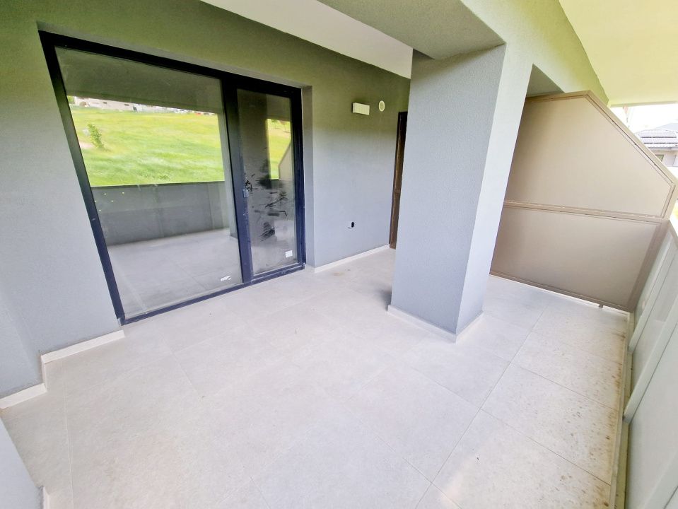 Apartament finisat cu CF in ansamblu privat – fotografia 3 din 11