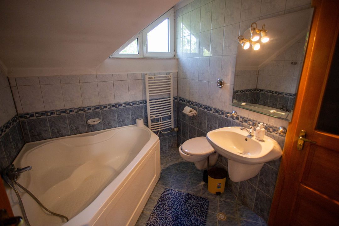 Casă De Vânzare | Comănești, Județul Bacău | COMISION 0% – fotografia 48 din 72