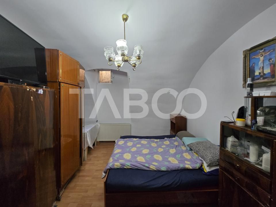 Garsoniera de vanzare decomandata 29 mpu zona Centrul Istoric Sibiu – fotografia 2 din 9