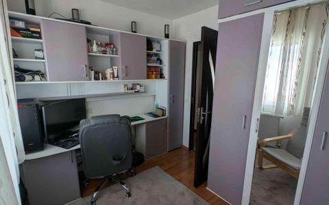 3 CAMERE DECOMANDAT | MARVIMEX | PARCARE REZERVATĂ