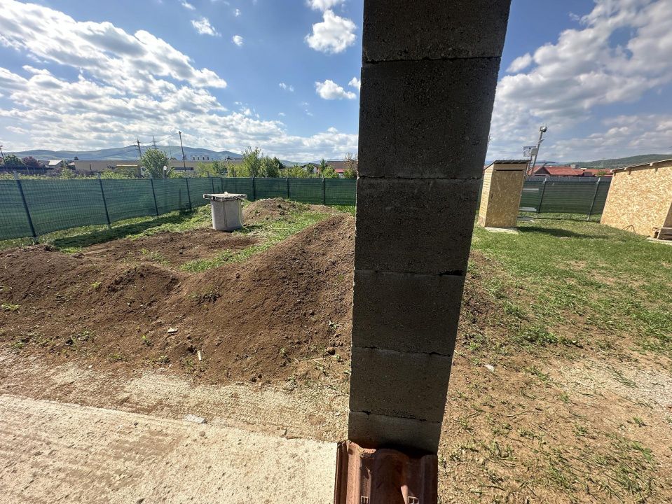 Casa in Rosu Teren 570 mp sau 1134 mp Terasa mare imprejmuit Barabant Alba – fotografia 21 din 21