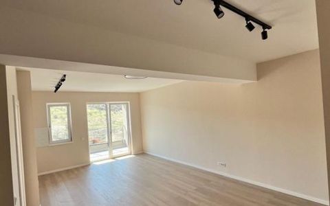 Apartament 2 camere, 49 mp, parcare, lift, PANORAMA, zona Razoare VIVO!