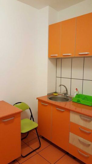 Garsoniera de inchiriat | Grivita | Mobilat  | Utilat – fotografia 3 din 4
