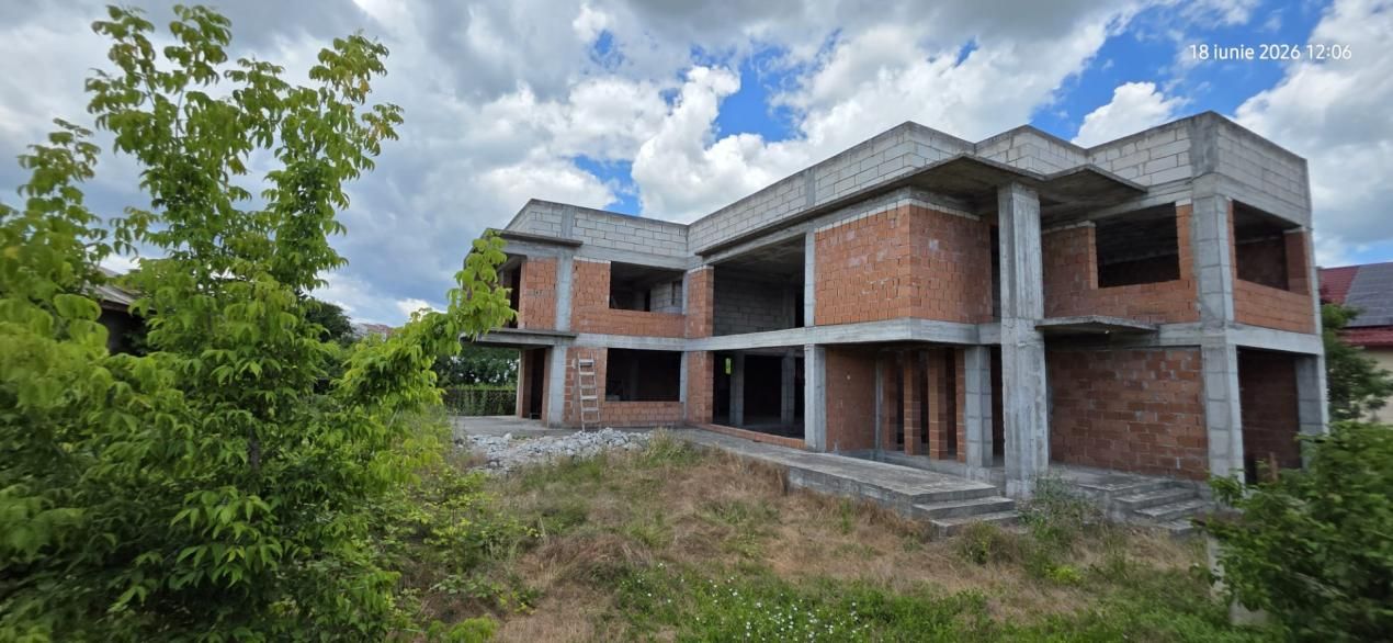 🏛️ OPORTUNITATE RARĂ - Clădire Nouă cu Arhitectură Deosebită – Târgoviște – fotografia 2 din 2