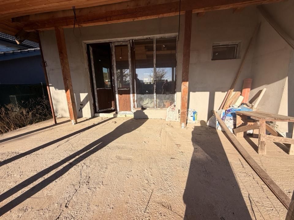 Casa individuala pe parter, 4 camere, 2 bai la gri/rosu - Giarmata Vii – fotografia 7 din 12