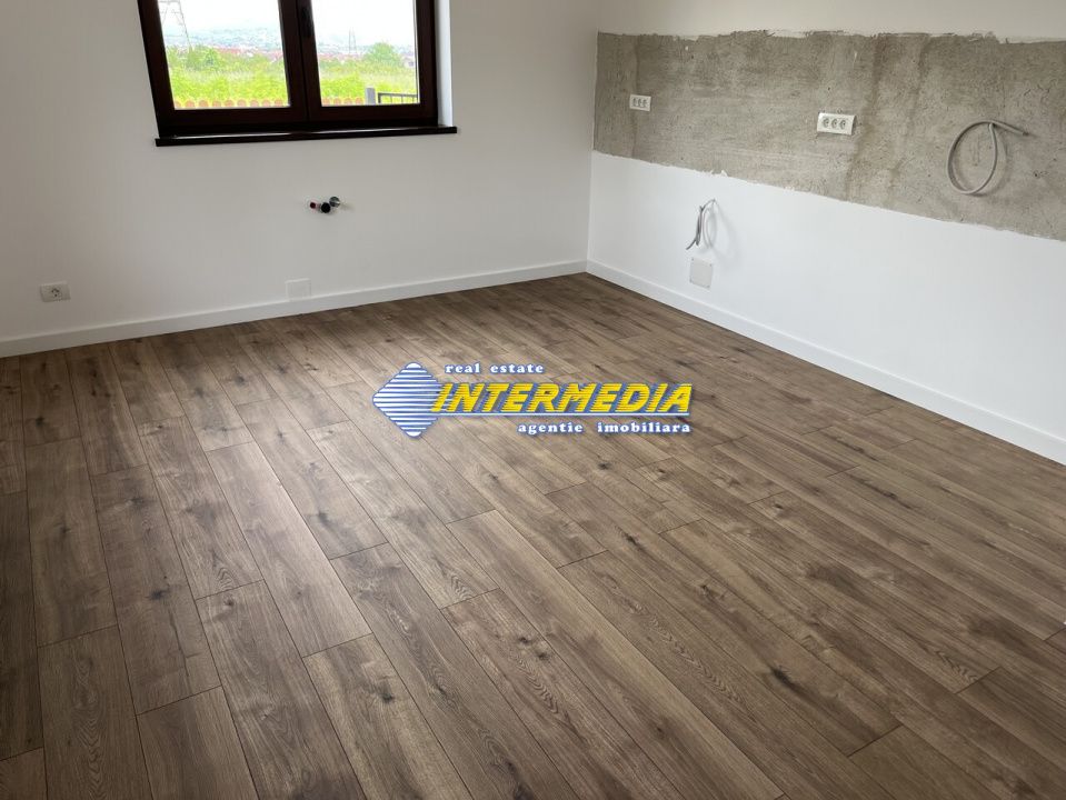 Casa NOU 4 camere finisata la cheie toate utilitatile Alba Iulia Cetate – fotografia 21 din 28